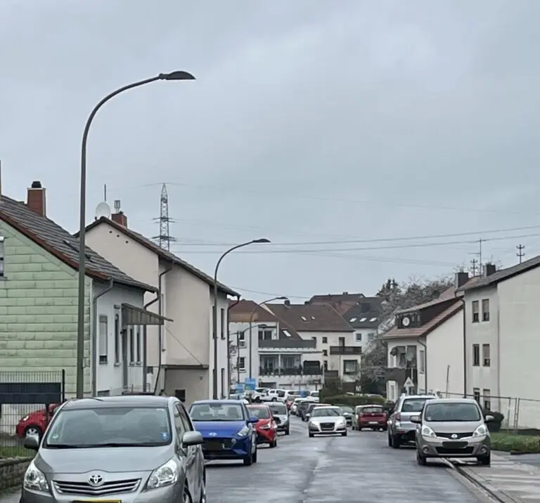 Der Bürgersteig als Parkplatz